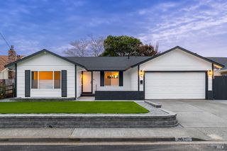 7685 Beverly Dr, Rohnert Park, CA 94928