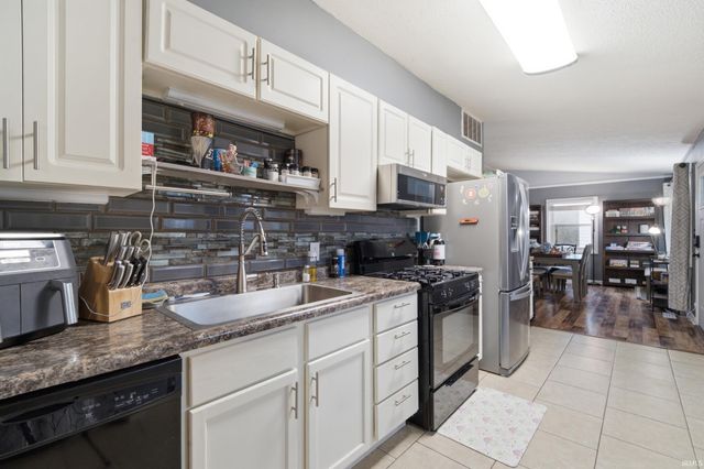 2549 Cambridge Road, Lafayette, IN 47909