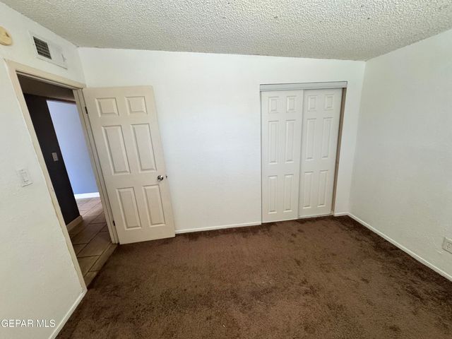 3977 LAS CASITAS B, El Paso, TX 79938