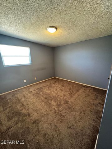 3977 LAS CASITAS B, El Paso, TX 79938