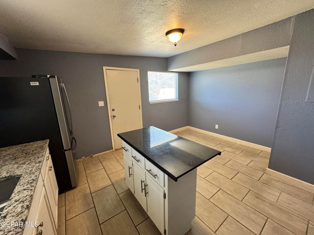 3977 LAS CASITAS B, El Paso, TX 79938
