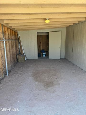 3977 LAS CASITAS B, El Paso, TX 79938