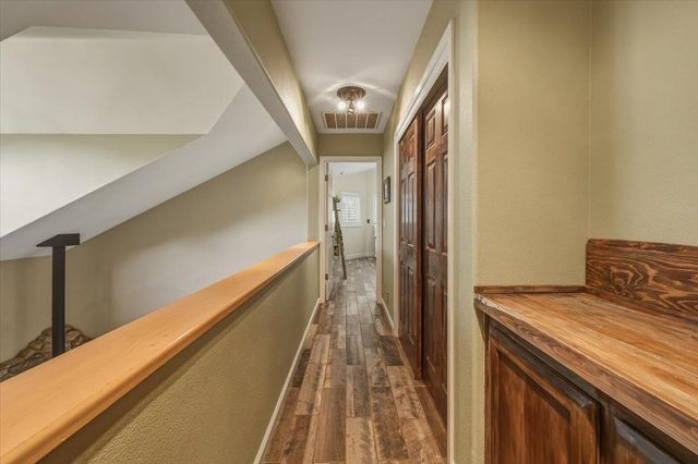 14624 Cherokee Ln, Grass Valley, CA 95945