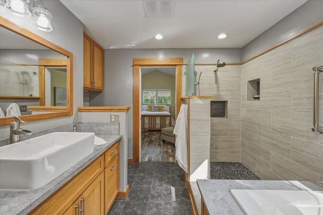 14624 Cherokee Ln, Grass Valley, CA 95945