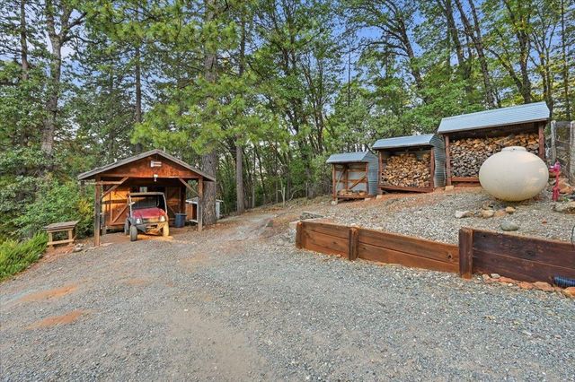 14624 Cherokee Ln, Grass Valley, CA 95945
