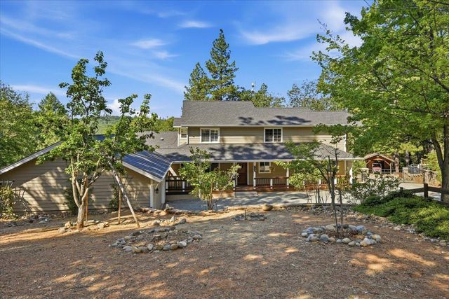 14624 Cherokee Ln, Grass Valley, CA 95945
