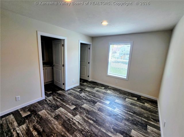 1514 2nd Avenue, Charleston, WV 25387