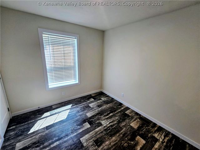 1514 2nd Avenue, Charleston, WV 25387