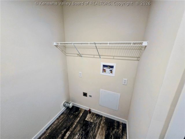 1514 2nd Avenue, Charleston, WV 25387