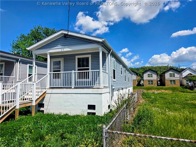 1514 2nd Avenue, Charleston, WV 25387