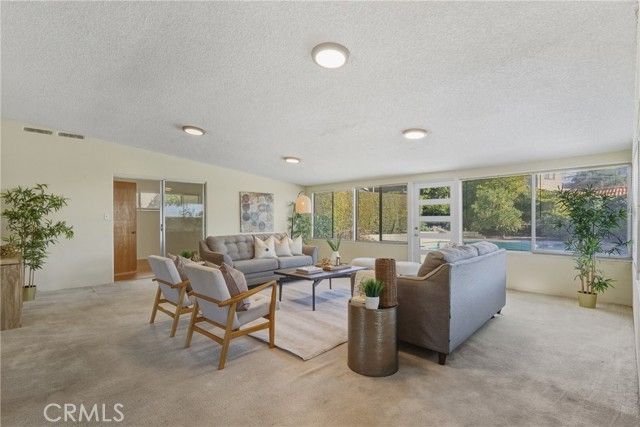 438 Crestview, Monrovia, CA 91016