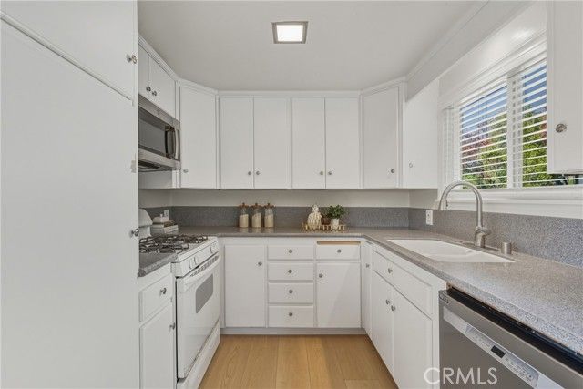 438 Crestview, Monrovia, CA 91016