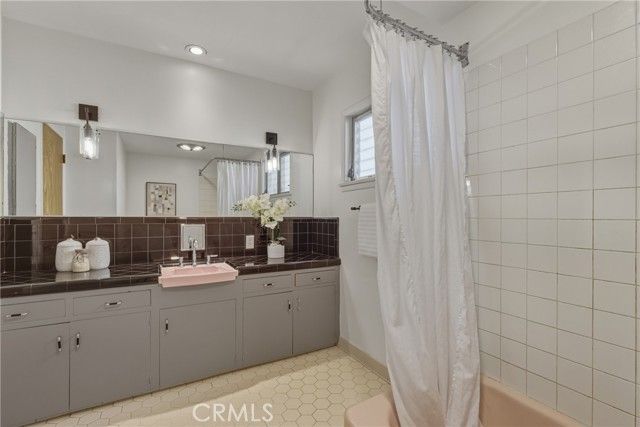 438 Crestview, Monrovia, CA 91016