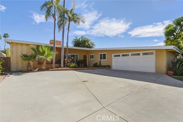 438 Crestview, Monrovia, CA 91016