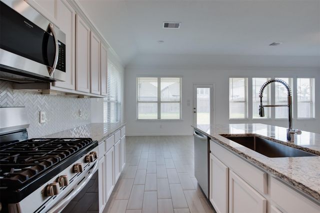 8806 Spinning Mill Drive, Missouri City, TX 77459