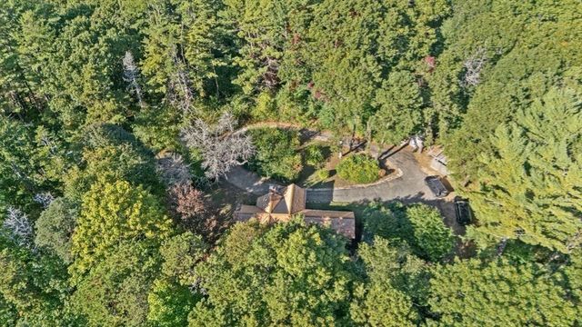 324 Sandwich St, Plymouth, MA 02360