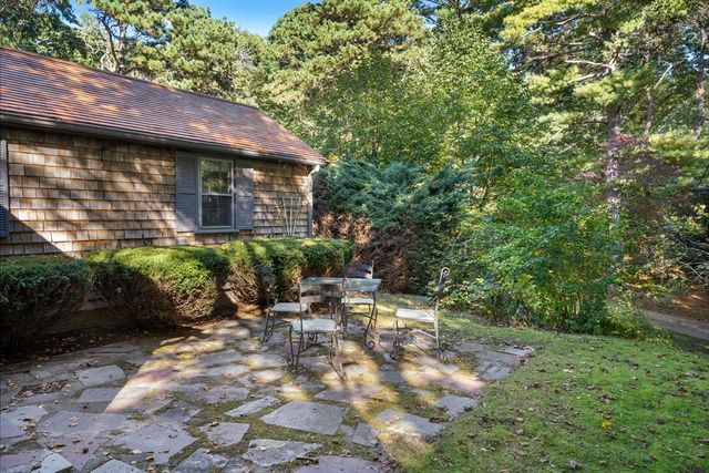 324 Sandwich St, Plymouth, MA 02360