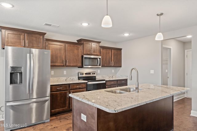 3497 Woodcutter Drive, Southaven, MS 38672