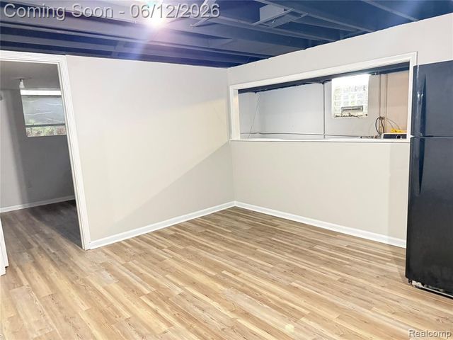 21736 Timberidge Street, Saint Clair Shores, MI 48082