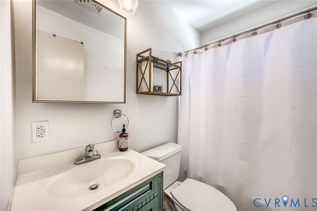 3029 Gaffney Rd, Chester, VA 23237