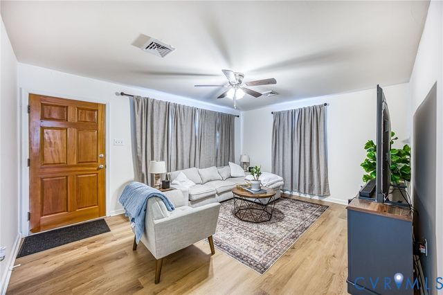 3029 Gaffney Rd, Chester, VA 23237