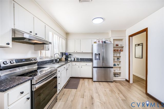 3029 Gaffney Rd, Chester, VA 23237