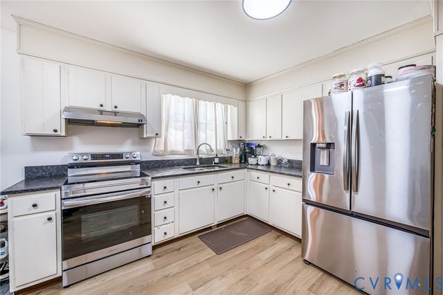 3029 Gaffney Rd, Chester, VA 23237