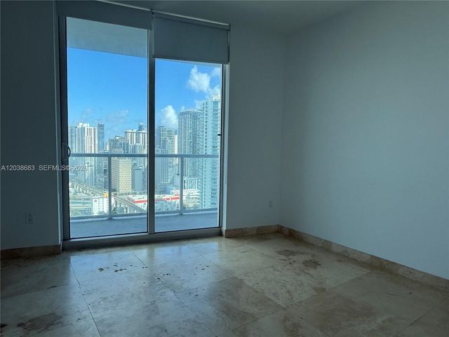 185 SW 7th St 3311, Miami, FL 33130