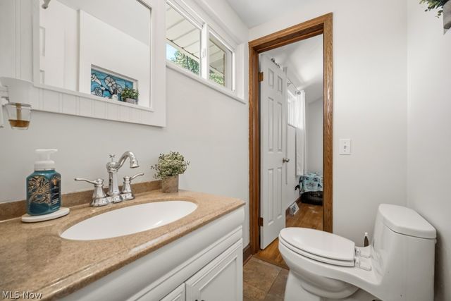 145 E Englewood Drive, Seven Hills, OH 44131