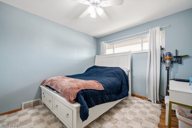 145 E Englewood Drive, Seven Hills, OH 44131