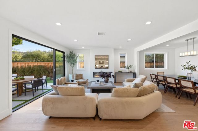 4328 Wilkinson Avenue, Studio City, CA 91604