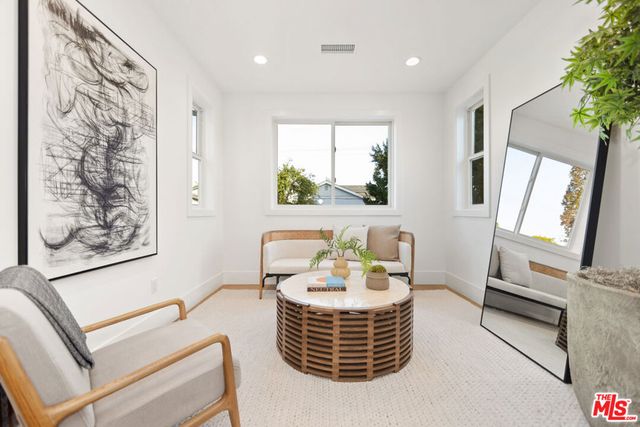 4328 Wilkinson Avenue, Studio City, CA 91604