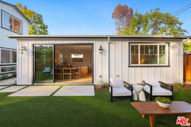 4328 Wilkinson Avenue, Studio City, CA 91604