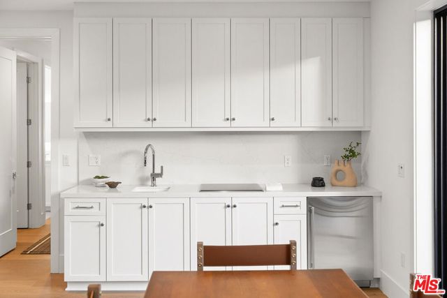 4328 Wilkinson Avenue, Studio City, CA 91604