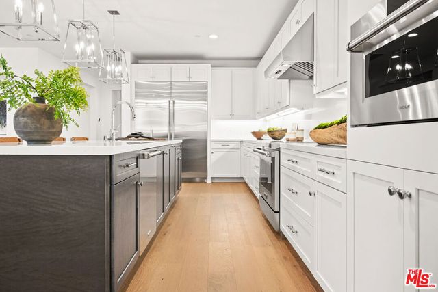 4328 Wilkinson Avenue, Studio City, CA 91604