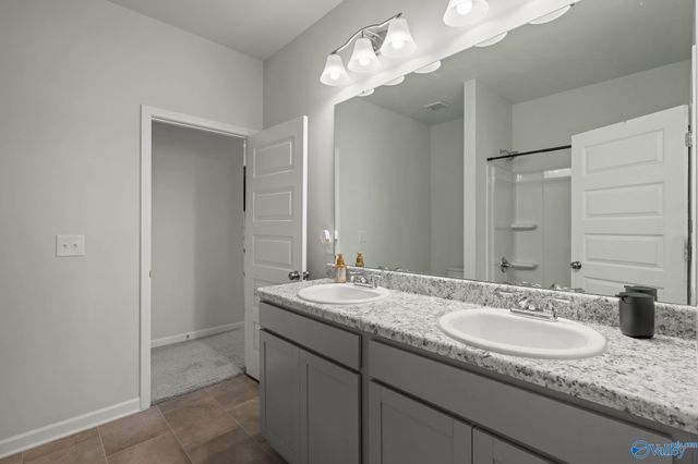 20409 Brook Valley Drive, Athens, AL 35611