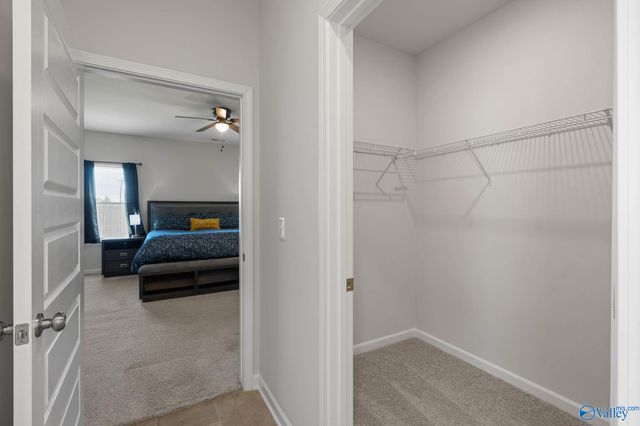 20409 Brook Valley Drive, Athens, AL 35611