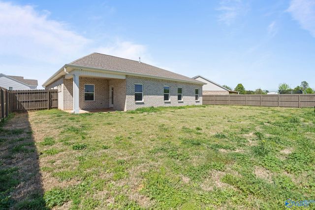 20409 Brook Valley Drive, Athens, AL 35611