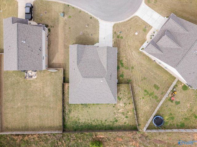 20409 Brook Valley Drive, Athens, AL 35611