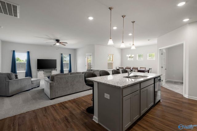 20409 Brook Valley Drive, Athens, AL 35611