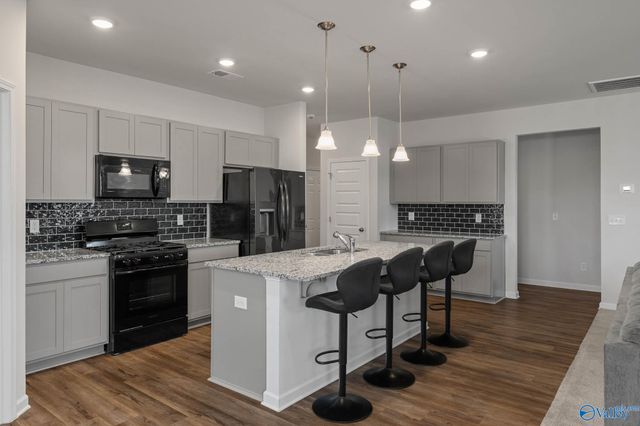 20409 Brook Valley Drive, Athens, AL 35611