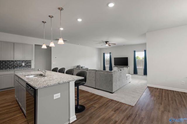 20409 Brook Valley Drive, Athens, AL 35611