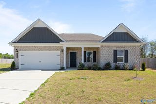 20409 Brook Valley Drive, Athens, AL 35611