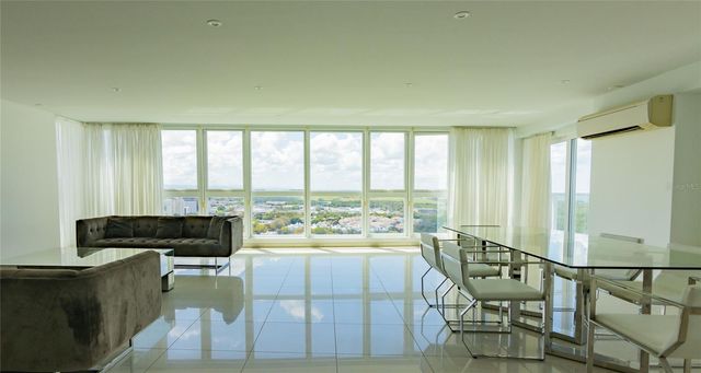 48 LUIS MUNOZ RIVERA AVENUE 2504, San Juan, PR 00918