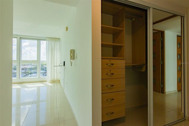 48 LUIS MUNOZ RIVERA AVENUE 2504, San Juan, PR 00918