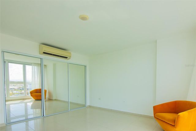 48 LUIS MUNOZ RIVERA AVENUE 2504, San Juan, PR 00918