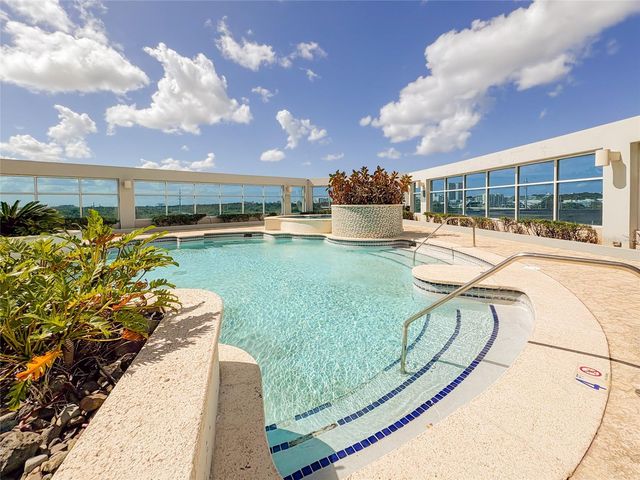 48 LUIS MUNOZ RIVERA AVENUE 2504, San Juan, PR 00918