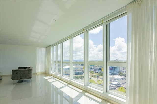 48 LUIS MUNOZ RIVERA AVENUE 2504, San Juan, PR 00918