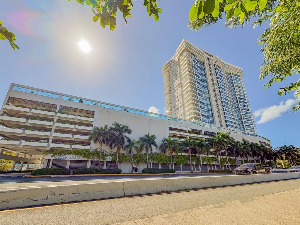 48 LUIS MUNOZ RIVERA AVENUE 2504, San Juan, PR 00918
