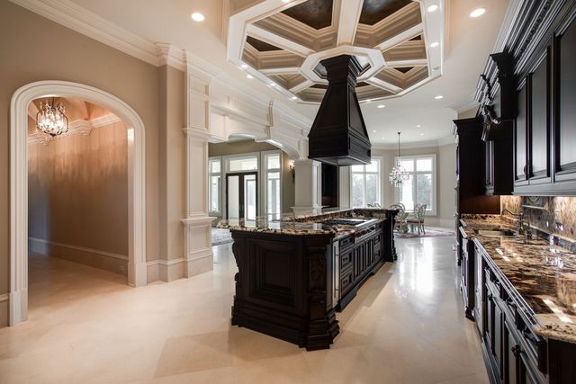 2423 Hidden River Ln, Franklin, TN 37069